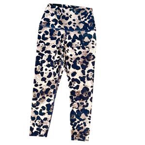 EVOLUTION AND CREATION Leggings Small Animal Print Safari Leopard Cropped Yoga